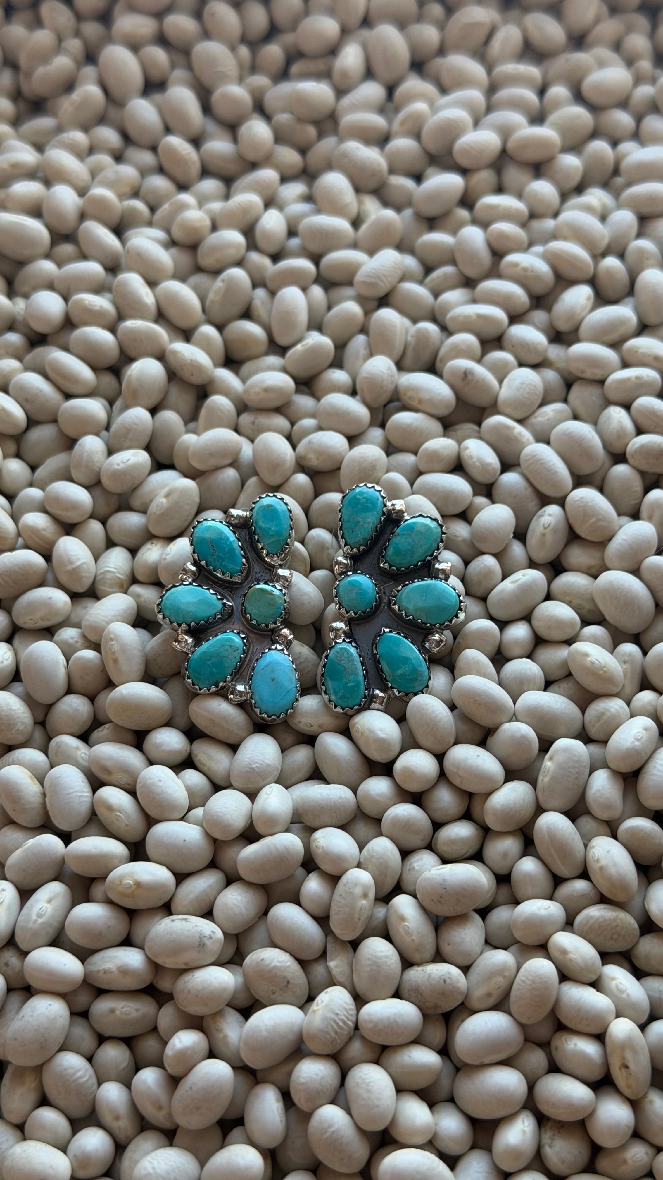 Half Cluster earrings