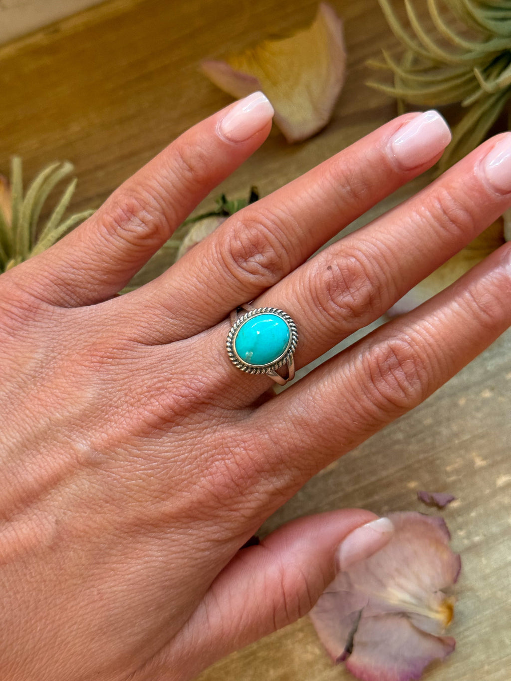 Kingman Turquoise Sterling Silver Ring – Size 8
